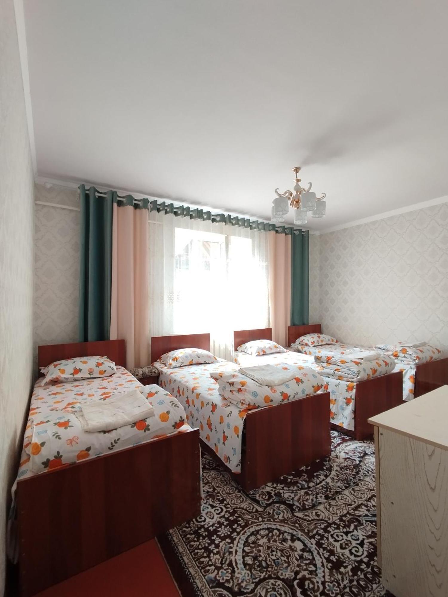 Guest House Kyzyl Alma Arkit ภายนอก รูปภาพ